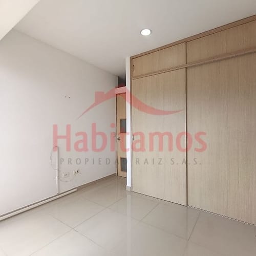 Apartaestudio en arriendo en La Navarra, Bello, 40 m² · foto 8 de 9