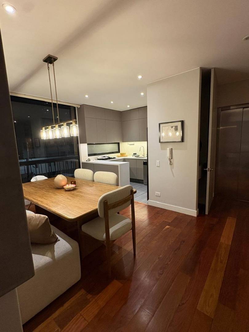 Apartamento en venta en Los Rosales, Bogotá · foto 5 de 18