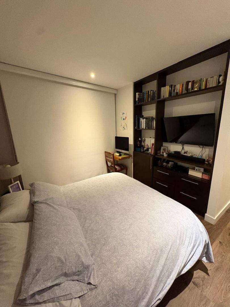 Apartamento en venta en Los Rosales, Bogotá · foto 13 de 18