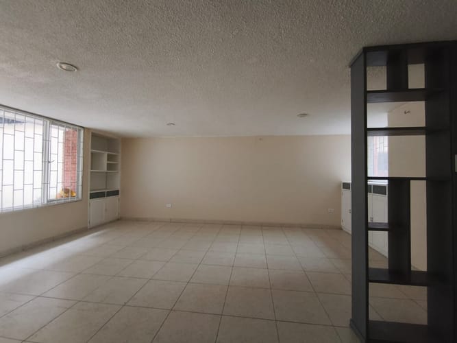Apartamento de 2 alcobas en venta en Chapinero Norte, Bogotá, 78 m² · foto 2 de 17