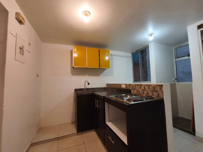 Apartamento de 2 alcobas en venta en Chapinero Norte, Bogotá, 78 m² · foto 8 de 17
