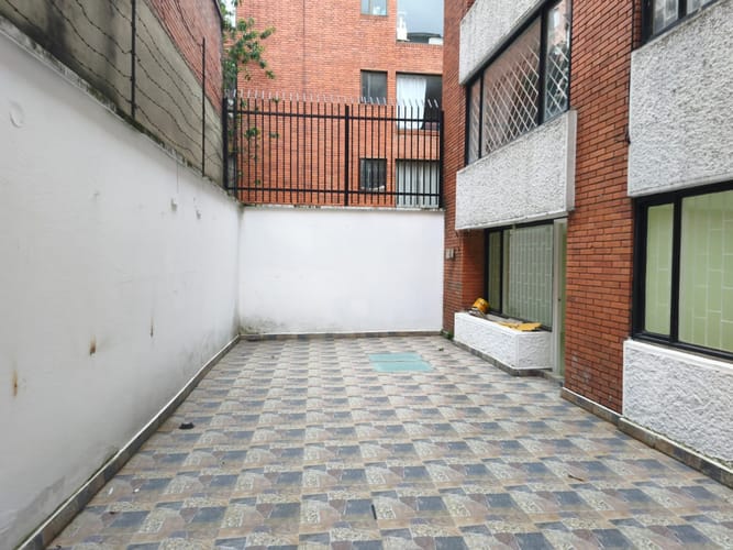 Apartamento de 2 alcobas en venta en Chapinero Norte, Bogotá, 78 m² · foto 14 de 17