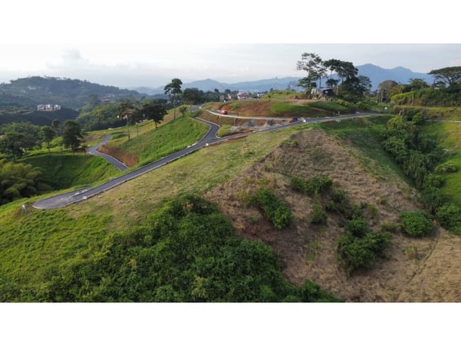 Lote en venta en Condina, Pereira, 1500 m² · foto 4 de 6