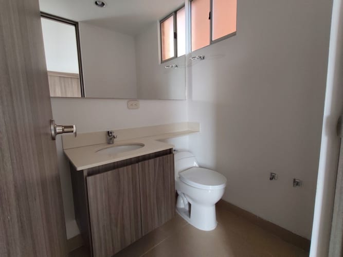 Apartamento de 3 alcobas en arriendo en Los Colegios, Rionegro, 82 m² · foto 14 de 18