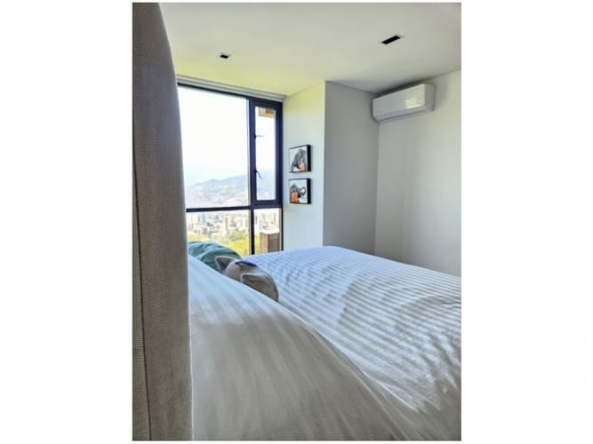 Apartamento de 3 alcobas en venta en Las Palmas, Medellín, 143 m² · foto 10 de 24