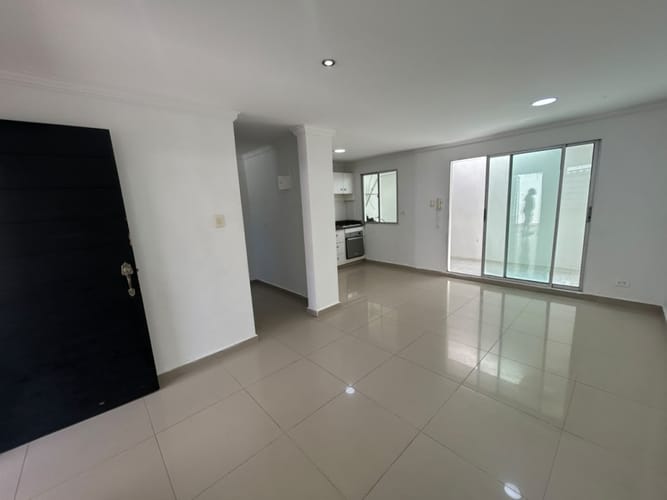Casa de 3 alcobas en venta en Olaya, Barranquilla, 86 m² · foto 2 de 17