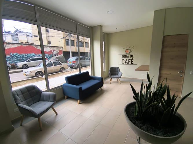 Apartaestudio en venta en Eduardo Santos, Bogotá, 38 m² · foto 3 de 15