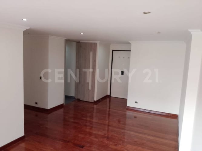 Apartamento en venta en Chico Norte, Bogotá · foto 3 de 10