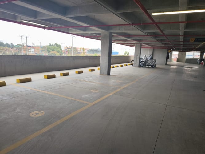 Apartamento de 2 alcobas en arriendo en Fac, Madrid, 52 m² · foto 15 de 16