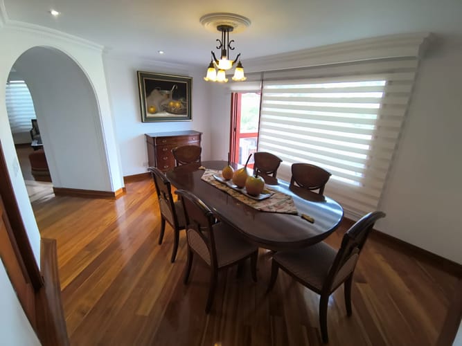 Casa de 5 alcobas en venta en San Jose De Bavaria, Bogotá, 260 m² · foto 8 de 24