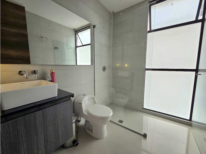 Oficina en venta en Las Lomas, Medellín, 208 m² · foto 8 de 15