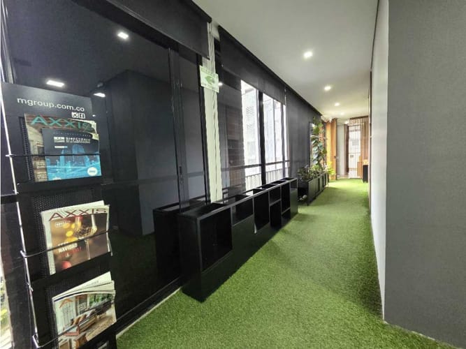 Oficina en venta en Las Lomas, Medellín, 208 m² · foto 13 de 15