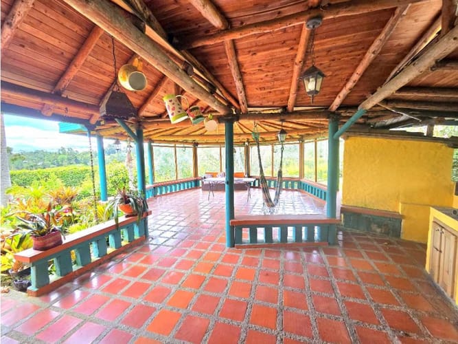 Finca en venta en El Cerro, Medellín, 200 m² · foto 14 de 23