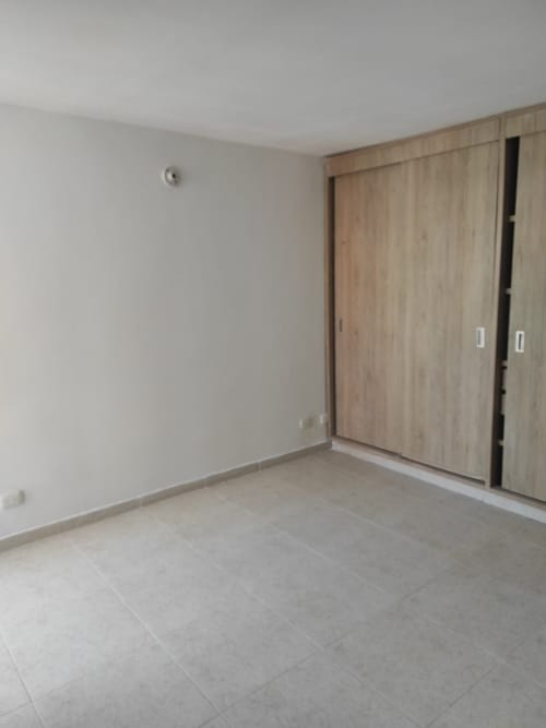 Apartamento de 3 alcobas en arriendo en Bochalema, Cali, 70 m² · foto 2 de 10