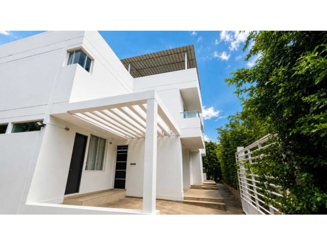 Casa de 5 alcobas en venta en Vista Hermosa Sur, Santa Marta, 300 m² · foto 4 de 24