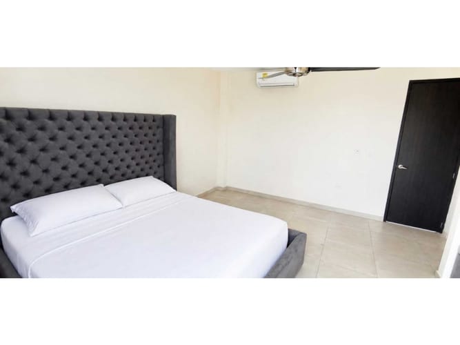 Casa de 5 alcobas en venta en Vista Hermosa Sur, Santa Marta, 300 m² · foto 8 de 24