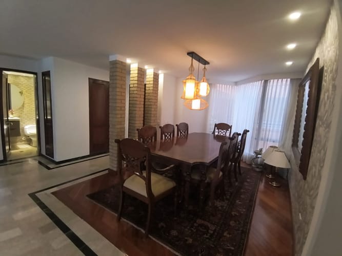 Apartamento de 3 alcobas en venta en El Contador, Bogotá, 175 m² · foto 4 de 24