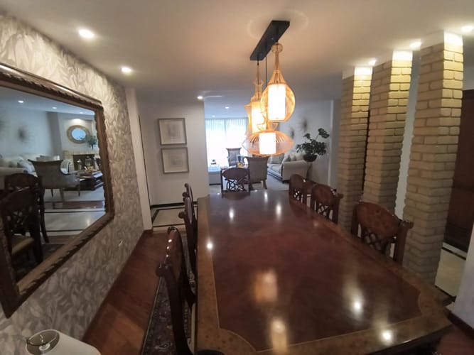 Apartamento de 3 alcobas en venta en El Contador, Bogotá, 175 m² · foto 5 de 24