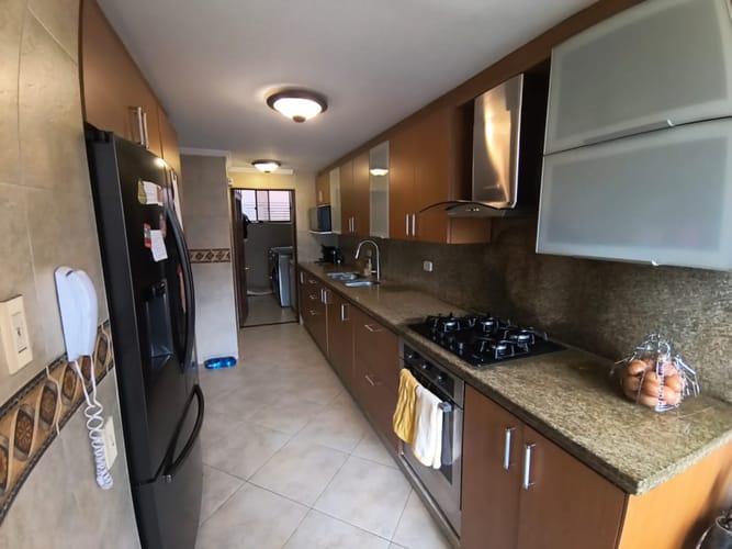 Apartamento de 3 alcobas en venta en El Contador, Bogotá, 175 m² · foto 9 de 24