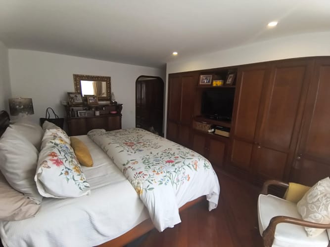 Apartamento de 3 alcobas en venta en El Contador, Bogotá, 175 m² · foto 15 de 24