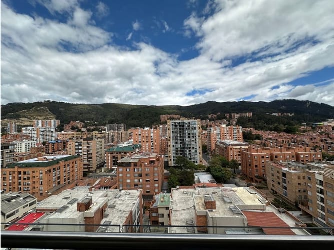 Apartamento en venta en Cedritos, Bogotá · foto 3 de 12
