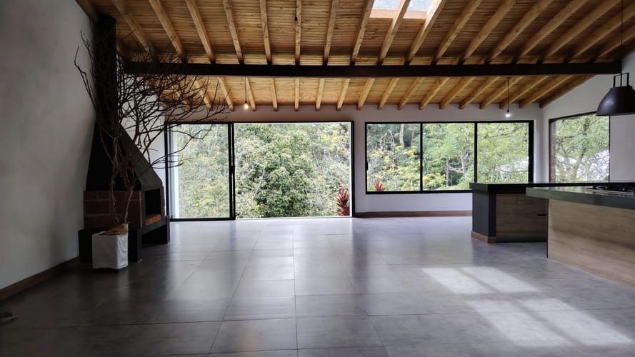 Casa de 4 alcobas en arriendo en El Carmen De Viboral, El Carmen de Viboral, 370 m² · foto 4 de 19