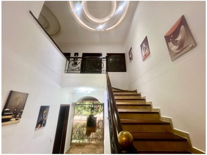 Casa de 5 alcobas en venta en Las Lomas No.2, Medellín, 350 m² · foto 19 de 24