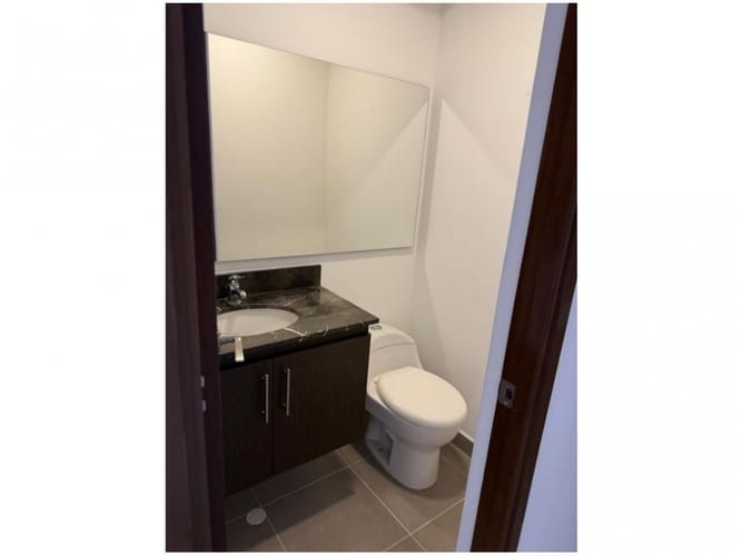 Apartamento de 3 alcobas en venta en Loma Del Esmeraldal, Envigado, 135 m² · foto 11 de 17