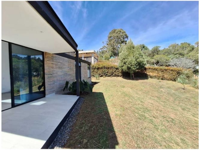 Casa de 3 alcobas en venta en Vía Las Palmas, Envigado, 280 m² · foto 21 de 24