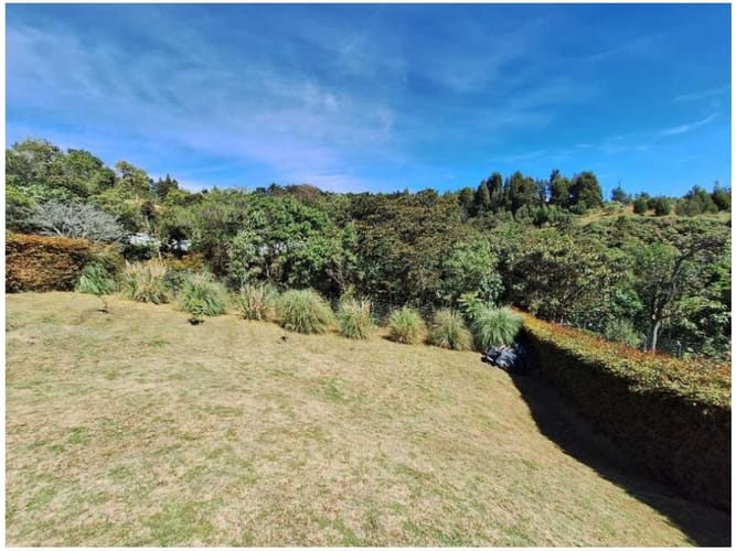 Casa de 3 alcobas en venta en Vía Las Palmas, Envigado, 280 m² · foto 23 de 24