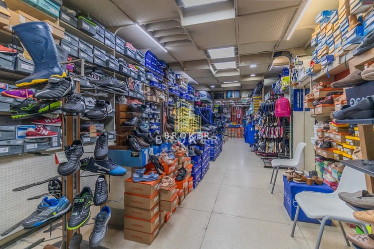 Alquiler de Local Comercial en el Centro, Montevideo · Foto 8