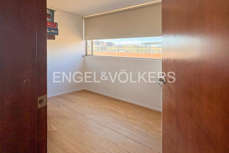 Apartamento de 3 alcobas en venta en La Carolina, Bogotá, 224 m² · foto 15 de 16