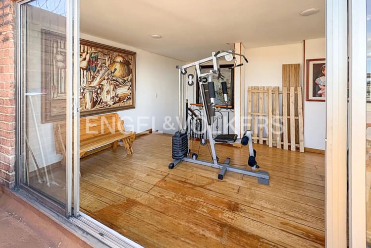 Apartamento de 3 alcobas en venta en La Carolina, Bogotá, 224 m² · foto 14 de 16