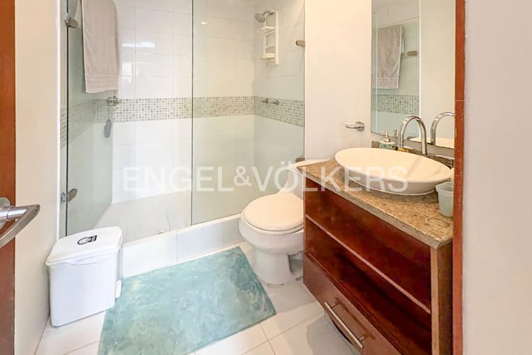 Apartamento de 3 alcobas en venta en La Carolina, Bogotá, 224 m² · foto 11 de 16