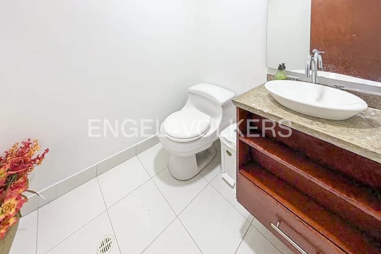 Apartamento de 3 alcobas en venta en La Carolina, Bogotá, 224 m² · foto 6 de 16