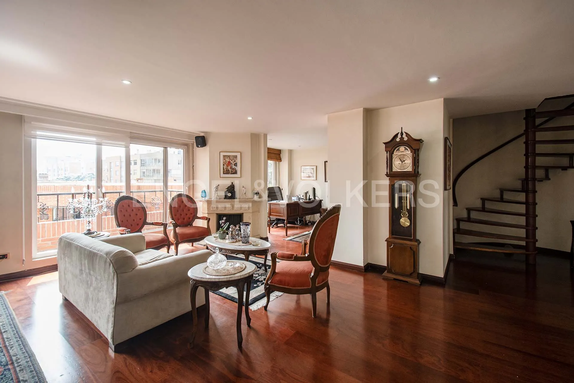 Apartamento en venta en Santa Paula, Bogotá · foto 2 de 15