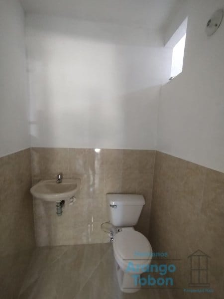 Local en arriendo en Laureles, Medellín, 25 m² · foto 16 de 16