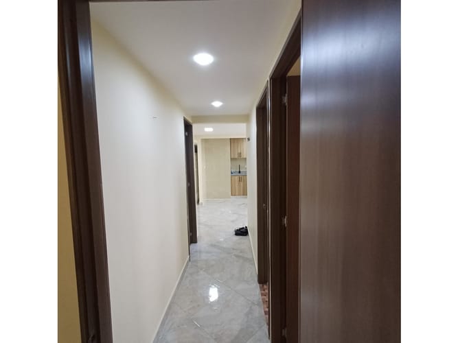 Apartamento de 3 alcobas en venta en Pajarito, Medellín, 58 m² · foto 2 de 14