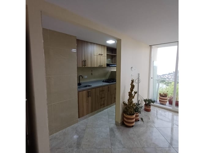 Apartamento de 3 alcobas en venta en Pajarito, Medellín, 58 m² · foto 13 de 14