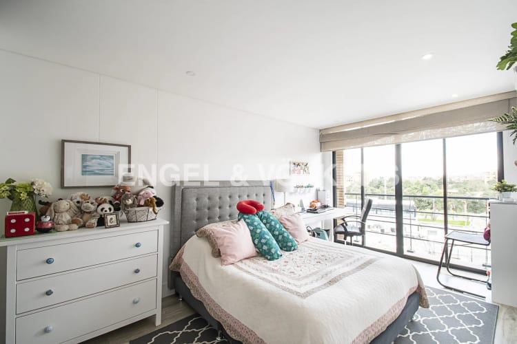 Apartamento de 3 alcobas en venta en Bella Suiza, Bogotá, 227 m² · foto 10 de 21