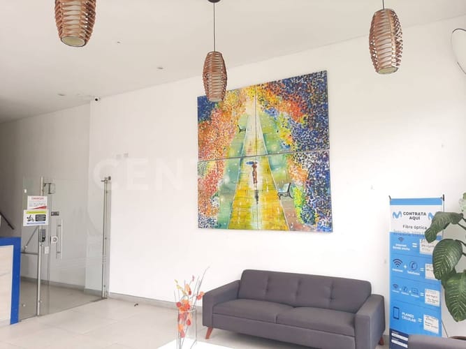 Apartamento de 2 alcobas en venta en Hayuelos, Bogotá, 59 m² · foto 2 de 24