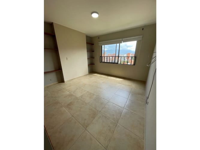 Apartamento de 3 alcobas en arriendo en La Castellana, Medellín, 100 m² · foto 12 de 24