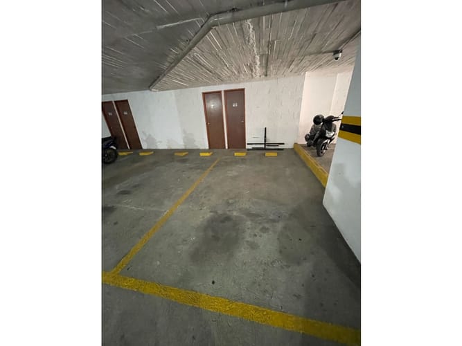 Apartamento de 3 alcobas en arriendo en La Castellana, Medellín, 100 m² · foto 17 de 24