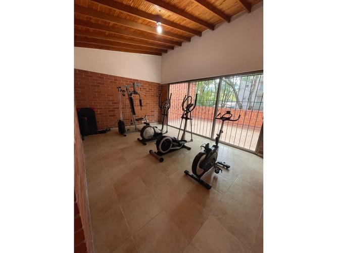 Apartamento de 3 alcobas en arriendo en La Castellana, Medellín, 100 m² · foto 18 de 24