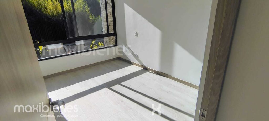 Apartamento de 2 alcobas en arriendo en Los Salados, El Retiro, 90 m² · foto 11 de 14