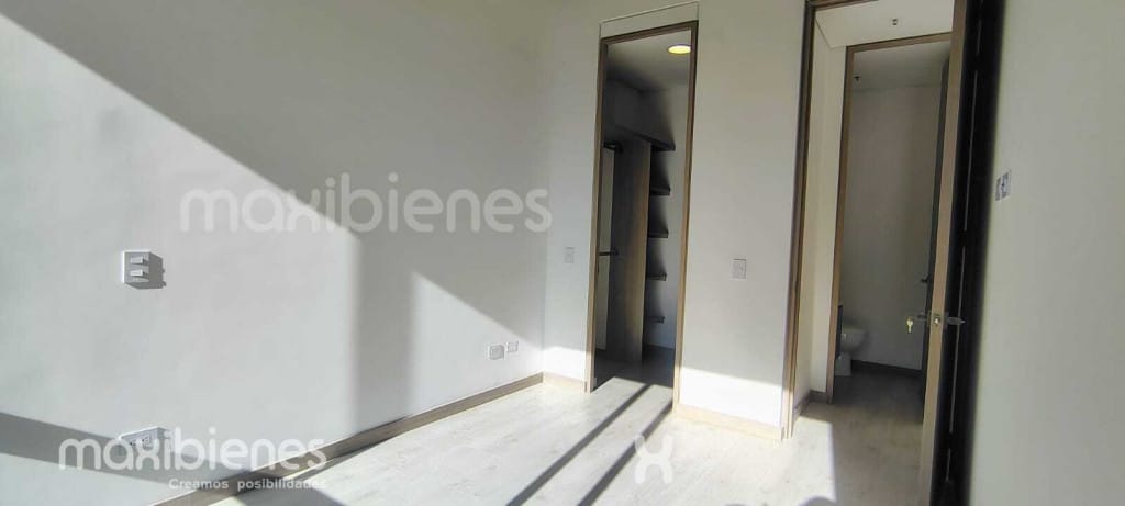 Apartamento de 2 alcobas en arriendo en Los Salados, El Retiro, 90 m² · foto 12 de 14