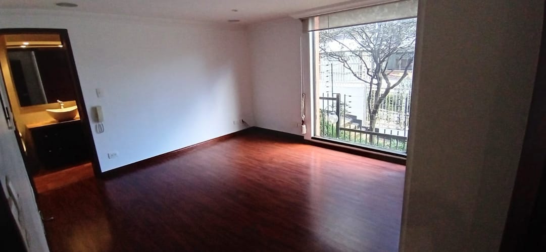 Apartamento de 3 alcobas en venta en Club De Los Lagartos, Bogotá, 125 m² · foto 4 de 24