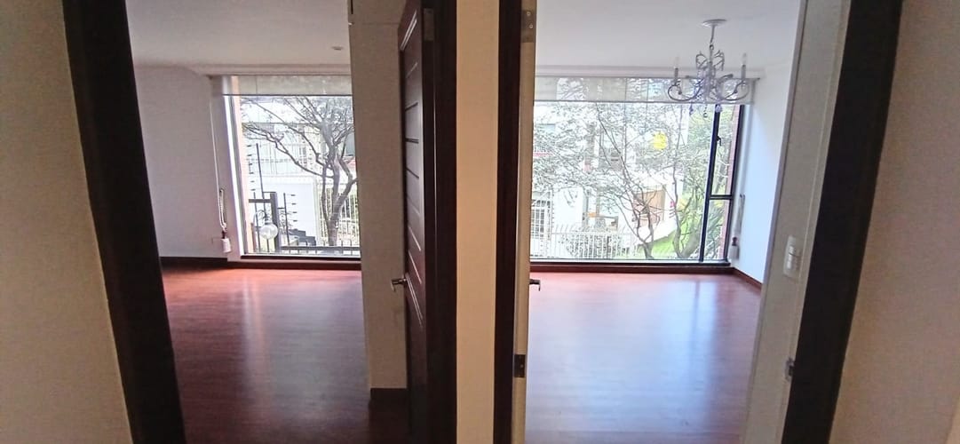 Apartamento de 3 alcobas en venta en Club De Los Lagartos, Bogotá, 125 m² · foto 5 de 24