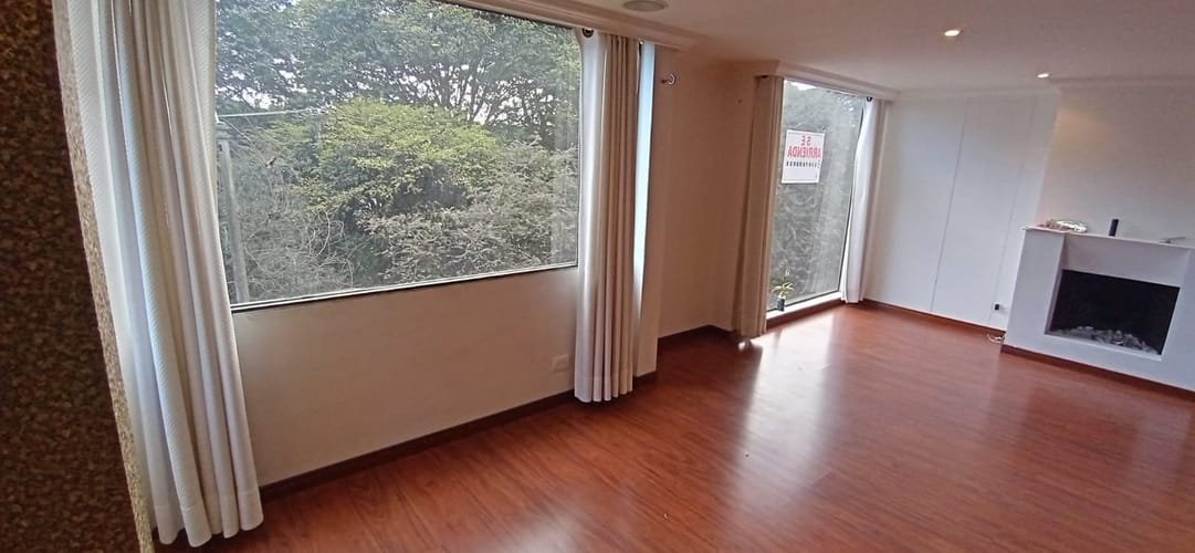 Apartamento de 3 alcobas en venta en Club De Los Lagartos, Bogotá, 125 m² · foto 3 de 24