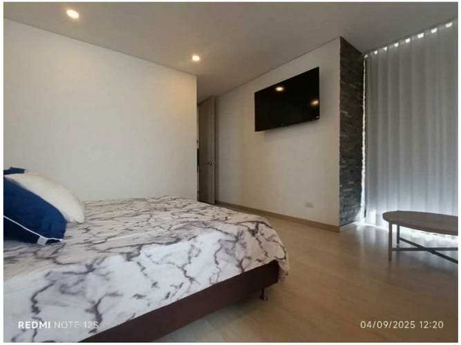 Apartamento de 3 alcobas en venta en Loma De Las Brujas, Envigado, 116 m² · foto 12 de 24